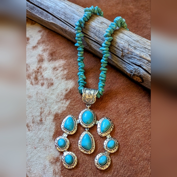 New Squash Blossom Blue Imitation Turquoise Stone Chip Necklace - Picture 6 of 7